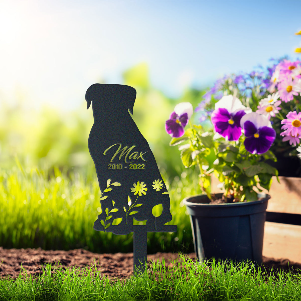 Rottweiler Garden Sign| Dog Sympathy Gift metal garden stake displayed outdoors in a yard