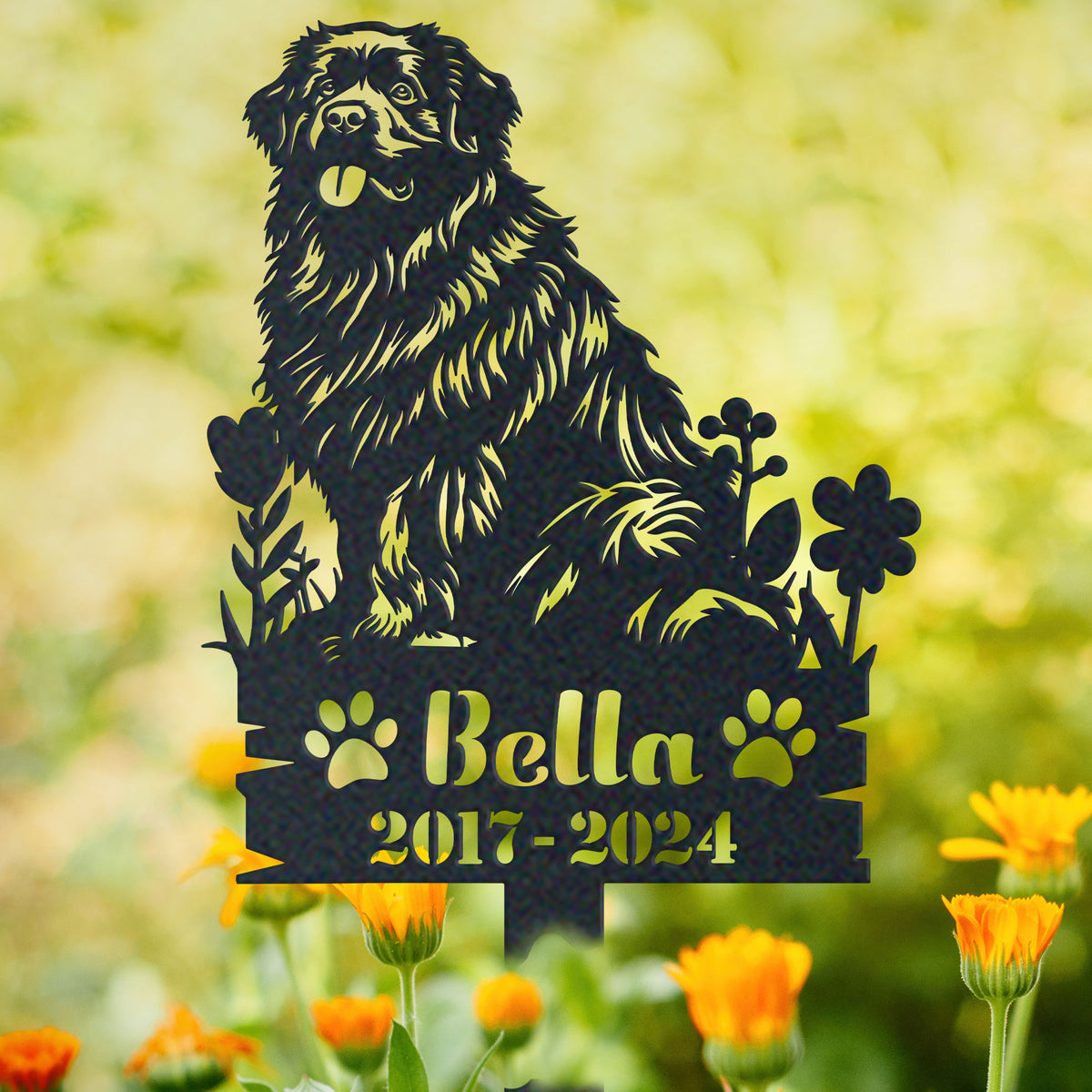 Personalized newfoundland memorial garden stake with pet name and dates