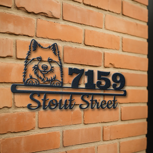 Personalized american eskimo dog address sign with house number and street name in metal - product view 3