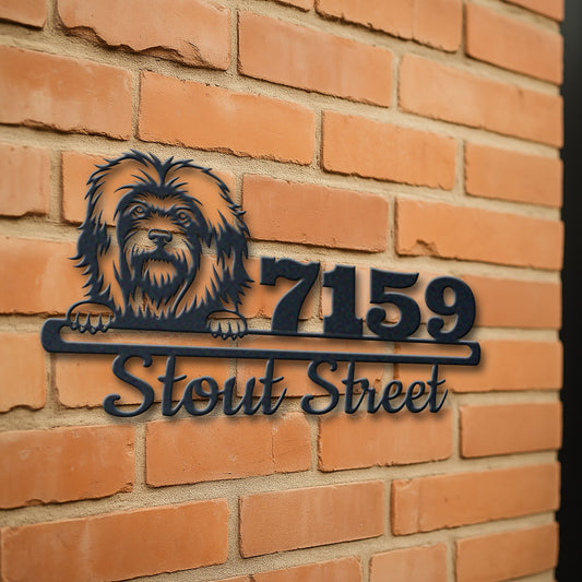 Personalized lowchen address sign with house number and street name in metal - product view 3