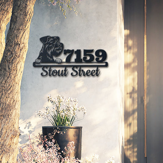 Personalized tsverkshnautser address sign with house number and street name in metal