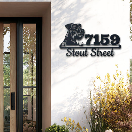 Personalized tsverkshnautser address sign with house number and street name in metal - product view 2