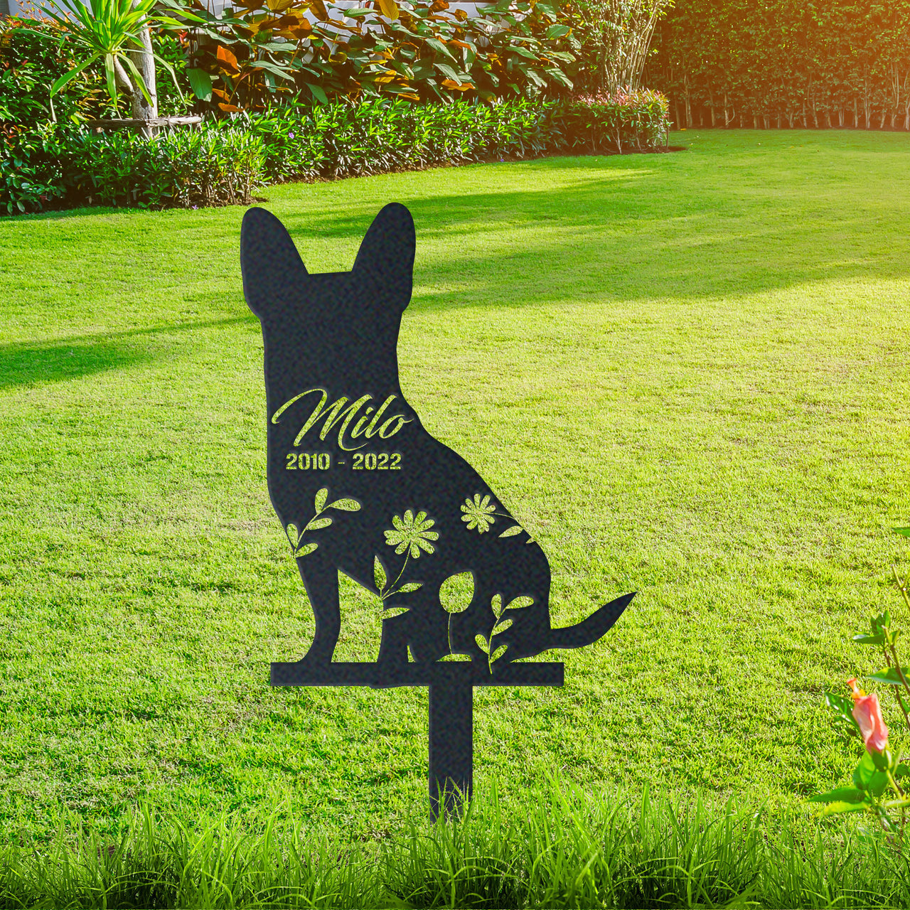 Personalized Cute Chihuahua Garden Stake Pet Memorial Signs Pet Loss Gift