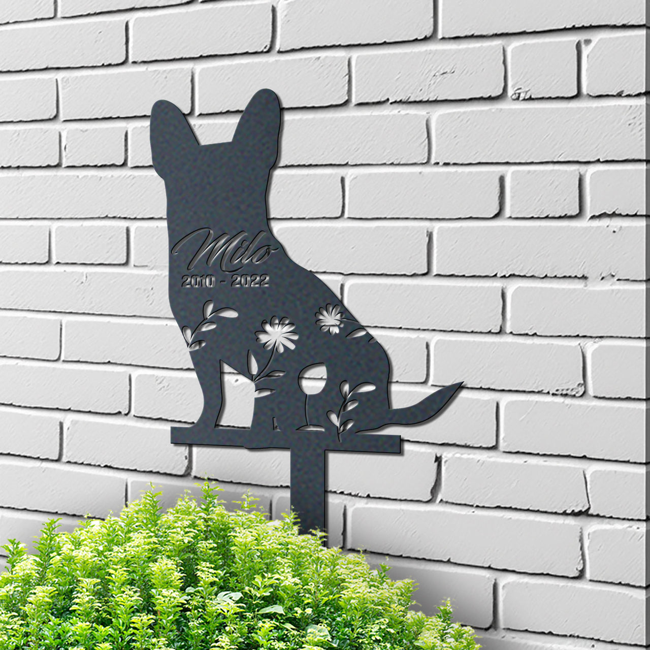 Personalized Cute Chihuahua Garden Stake Pet Memorial Signs Pet Loss Gift